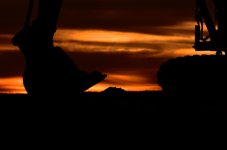 Backhoe at Dawn 2008 rff.jpg