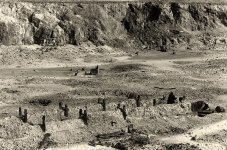 Por M Armchair in riverbed 1a.jpg