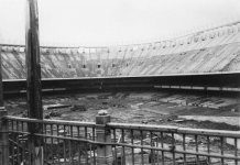 Yankee Stadium Renovation 1975_01.jpg