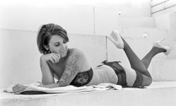 Cait web_600 small-1.jpg