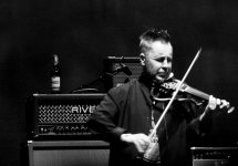 Nigel Kennedy small-8860324.jpg
