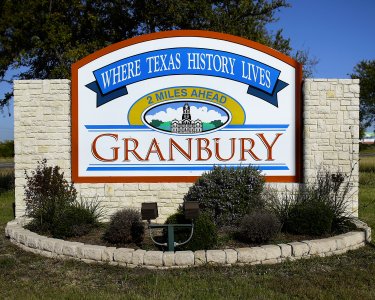 10-2008 Granbury Project  Welcome Sign Processed Resized For Web_1000908.jpg