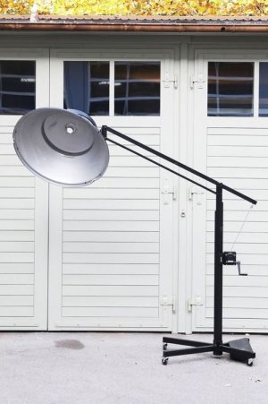 broncolor-flamingo-wheeled-boom-galgen-stativ.jpeg