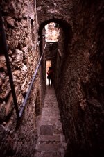 Narrowest-street.jpg
