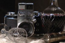 DSL 1 FS Exakta and red wine.jpg