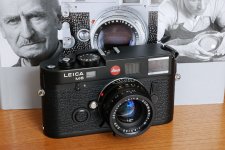 Leica_800.jpg