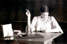 Woman In Pub.jpg
