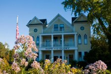 Hope&Glory-21HotelGoodbyeRRFourumLowRes.jpg