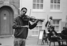 NET Spui Violinist.jpg