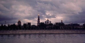 013-Novodevichy-Convent-low-res.jpg