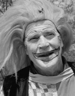 scary clown 2 (Large).jpg