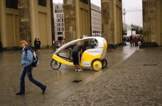 velotaxi.jpg