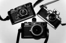 leicas.jpg