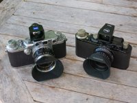 Leica II and IIIC with 35mm lenses Zeiss Leica finders 2 low res.jpg