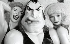 small Web Daytona Trio 2,Version2forweb.jpg