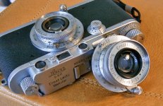 LeicaIII_and_Summaron.jpg