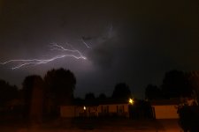 052 lightng.jpg