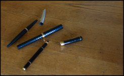 _IGP1128pens875.jpg