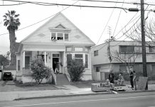 pinkhousegallerysmall.jpg