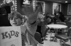 Julius in de Burger King klein c.jpg