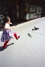 Skopar 21 Mädchen Taubenjagt.JPG