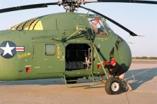 sikorskyUH34_12_moving01.jpg