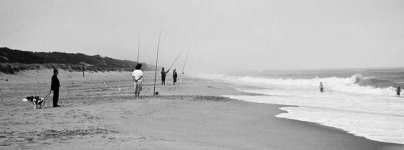 90 mile beach fishing b&w-56.jpg