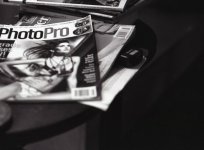 img021_magazine (600 x 443).jpg