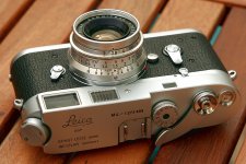 M4Summicron35.jpg