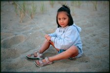 Claire_w_kite08_2006.jpg