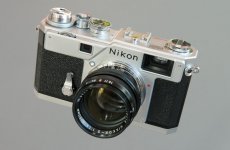 Nikon S3 Millenium.jpg