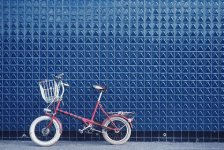 Bicycle + blue tiles Yate.jpg
