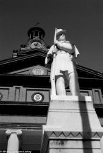 Statue at Courthouse-8 rff.jpg