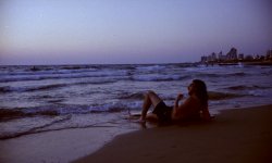 beach2.jpg