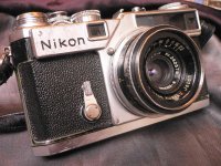 Old Nikon 2 Feb 7 2007.jpg