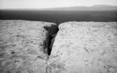 Crevice001a.jpg