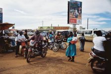 28kampala-motorbikes-apr08.jpg