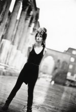 girl-in-milan.jpg