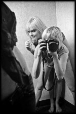 leica_meaganjesscris_shootback_01.jpg