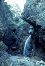 mountain temple (Large).jpg