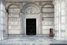 10-12 Lucca church door.jpg