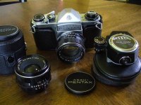 garage sale 2011 004 (Large).jpg