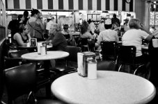 080511cafedumonde1000.jpg