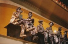 Iron workers statue.jpg