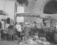 Mirepoix Market3a.jpg