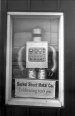 Robotlow.jpg