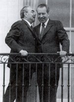 Nixon_Brezhnev.jpg