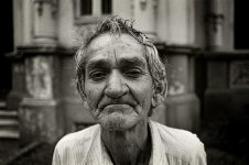 SanJoseManAtPostOffice1-flickr.jpg