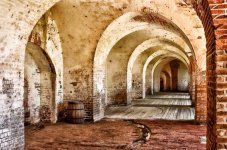 Fort Arches dark contrast w extr det rff.jpg
