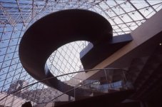 noneuclidgeom_-600.jpg